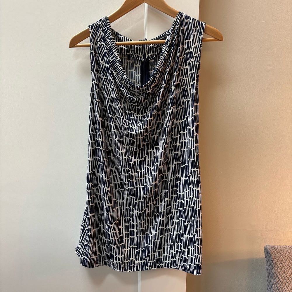 Banana Republic Navy & Ivory Cowl Neck Sleeveless Top – Size M